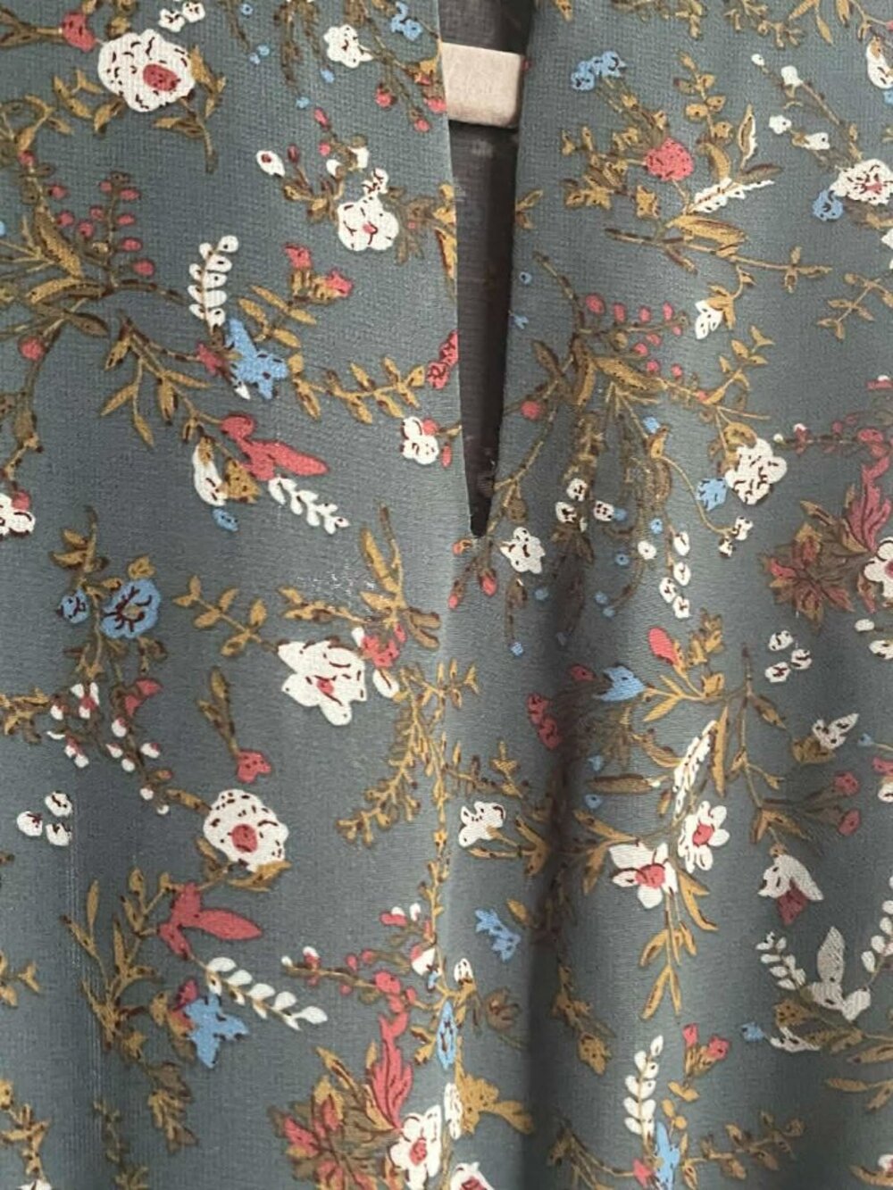 Baltic Born Belfast Pleated Floral Midi Dress Size M - Picture 6 of 9